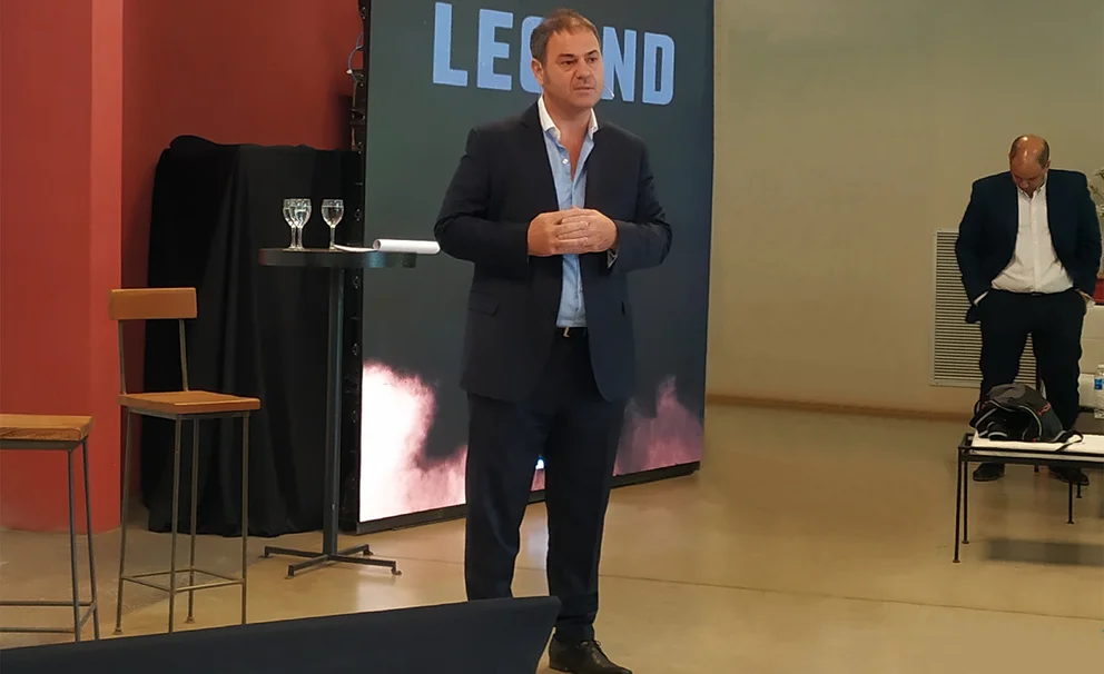 leandro iraola kawasaki