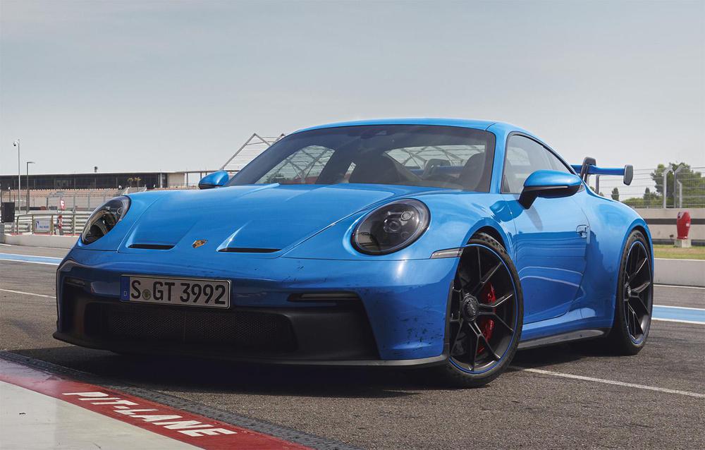 PORSCHE-911-GT3-0