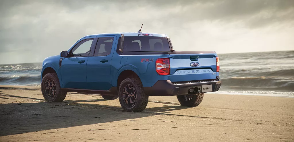 Nueva-Maverick-versión-Lariat-3
