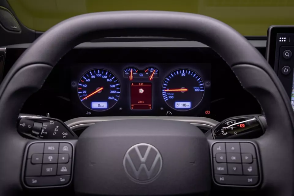 volkswagen-id-tiguan-suv-electrico-volante