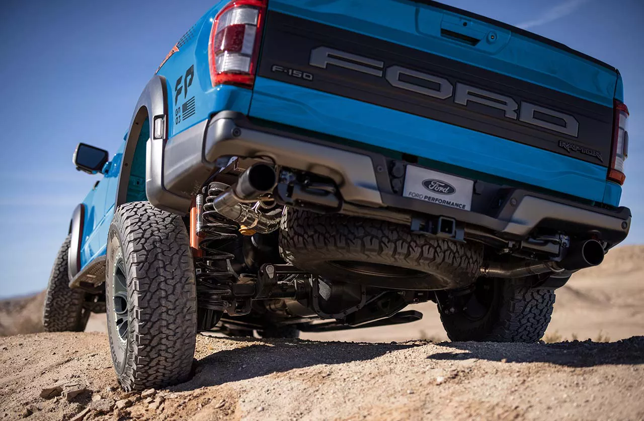 F-150-Raptor-2021-abajo