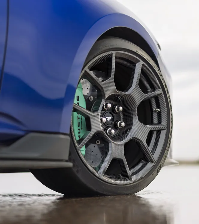 2026_Mustang_Dark_Horse_SC_Track_Pack_18_3852