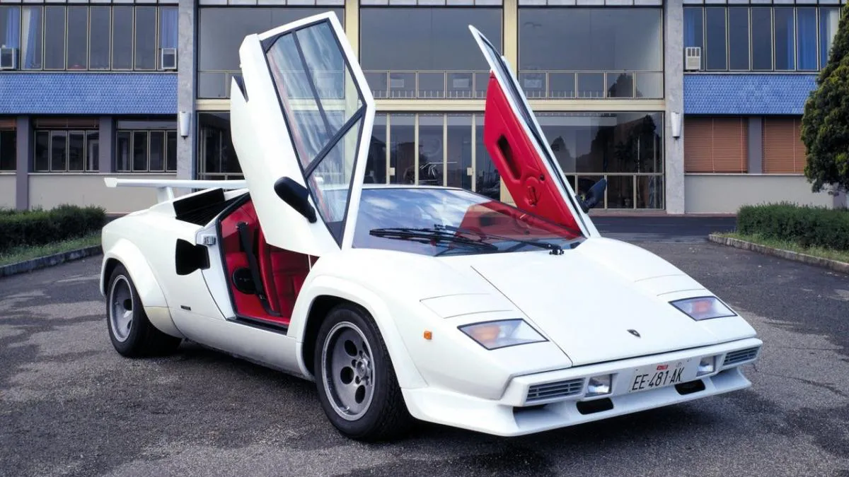 lamborghini-countach