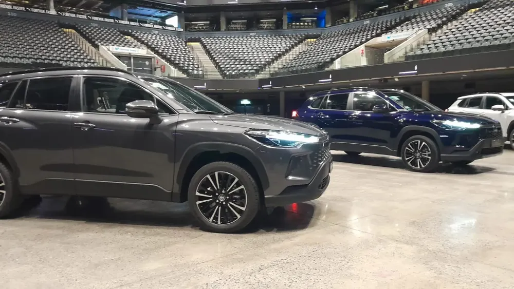 Toyota-Corolla-Cross-2025-4-1536x864