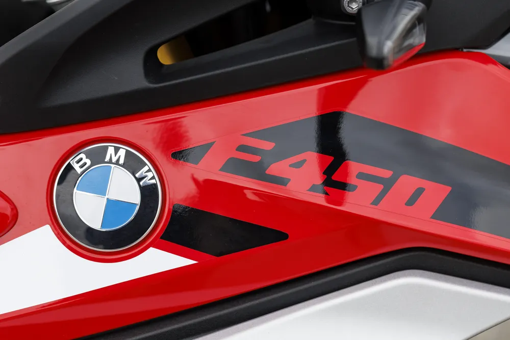 P90634897_highRes_bmw-f-450-gs-sport-w